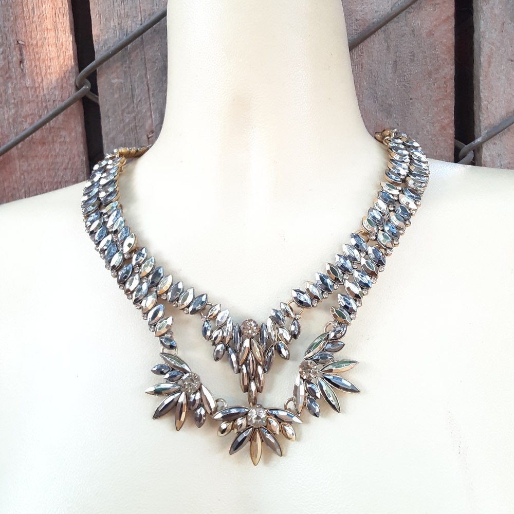 Bronze Leafs Necklace